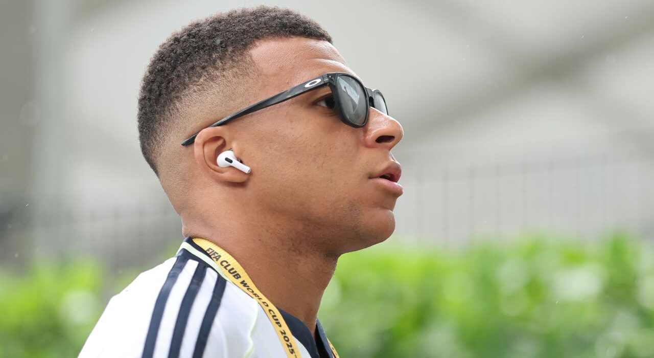 Surpriză uriașă: vor să-l transfere pe Kylian Mbappe!