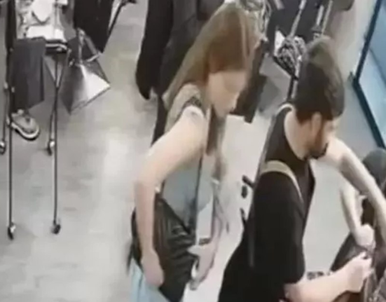 Incident șocant la un salon de înfrumusețare: o clientă nemulțumită de tunsoare și-ar fi înjunghiat hairstylistul