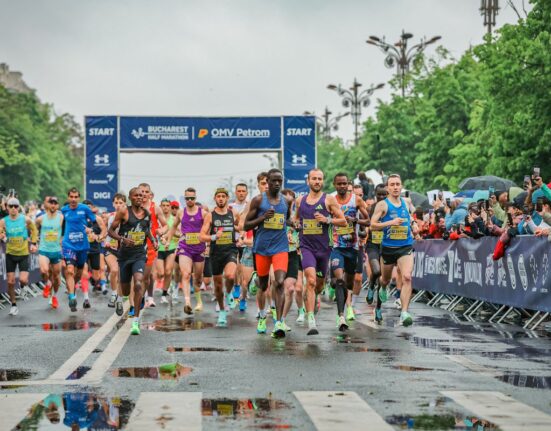 12.000 de participanți au luat startul la ediția a 15 a OMV Petrom Bucharest HALF MARATHON