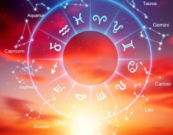 Horoscop marți, 12 mai. Taurii trebuie să fie atenți la relația cu partenerul, iar Berbecii riscă pierderi financiare
