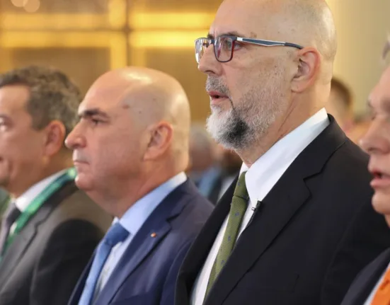 Premierul din BNR cade. Kelemen Hunor vine cu varianta unui Guvern pe termen scurt