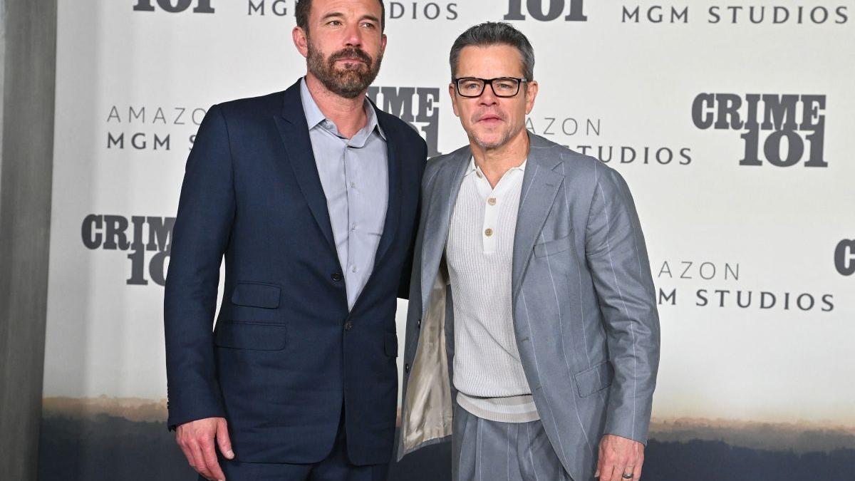 Ben Affleck și Matt Damon, dați în judecată de doi polițiști după ultimul film