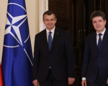 Eugen Tomac, desemnat premier. Nicuşor Dan devine preşedinte jucător, spune Bogdan Chirieac