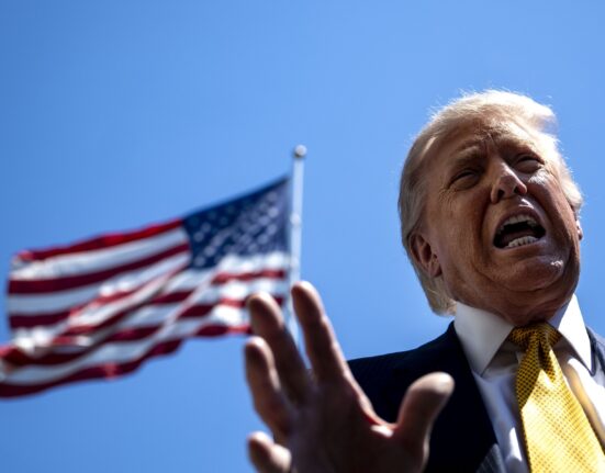 În prima lui reacție, Trump spune ce vor face Zelenski și Putin, după gestul fără precedent al liderului de la Kiev pentru încheierea războiului
