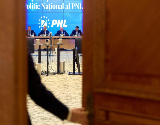 Bolojan: Una dintre erorile PNL a fost așa-numitul ‘festival al democrației’ cu măceluri interne. O să luăm 8,9% în alegeri dacă nu ne schimbăm / VIDEO