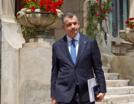 Oficial! Tomac anunță primele nume din Guvernul său: Costreie, Nicolaescu, Dulceață, Niculescu, Istudor și Ionaș