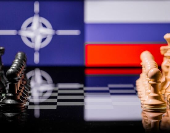 Rusia își extinde infrastructura militară la granița cu NATO și se pregătește pentru un posibil conflict, arată o investigație
