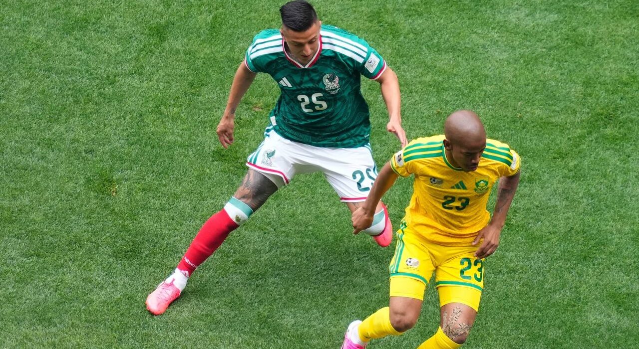 Mexic -0! Debut cu victorie pentru țara gazdă: trei cartonașe roșii