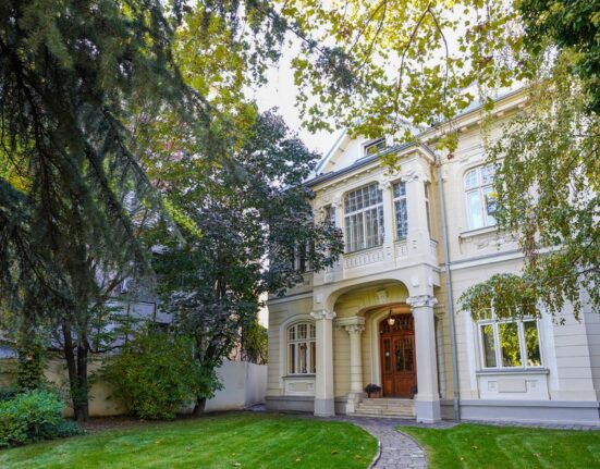 Bucureștiul ascuns: castele, palate și vile istorice scoase la vânzare. Reședințele care spun povestea unui oraș de milioane de euro
