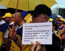 Profesorii au luat 3 la salarizare. Sunt mai aproape de muncitorii necalificați, pe grilă