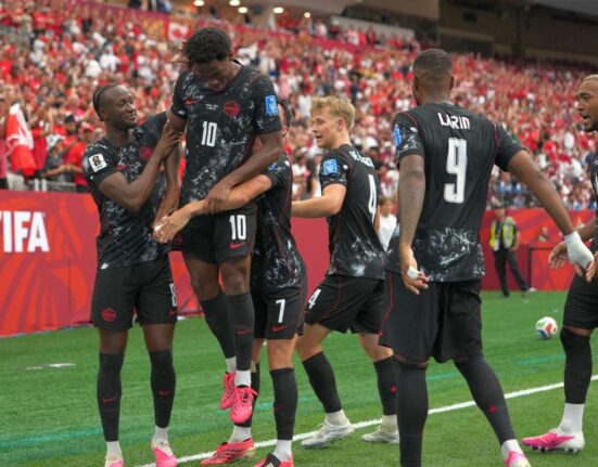 Canada a SPULBERAT-O pe Qatar la Cupa Mondială » La 6-0, gazdele atacau cu portarul