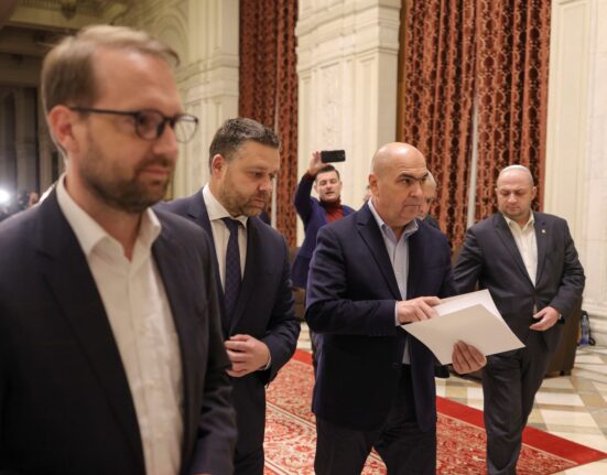 Un fost ministru al Justiției denunță „joia mizerabilă și un Blitzkrieg”