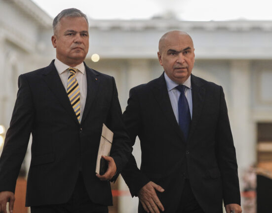 Mesajul lui Veștea către liberali, înaintea Congresului. „Foarte probabil, PNL va deveni brelocul USR”