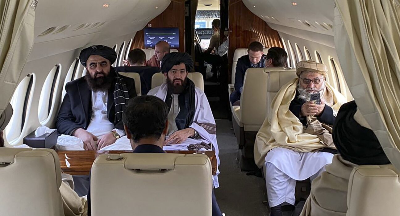 UE se apără după ce a primit o delegație a talibanilor pentru prima oară după revenirea lor la putere