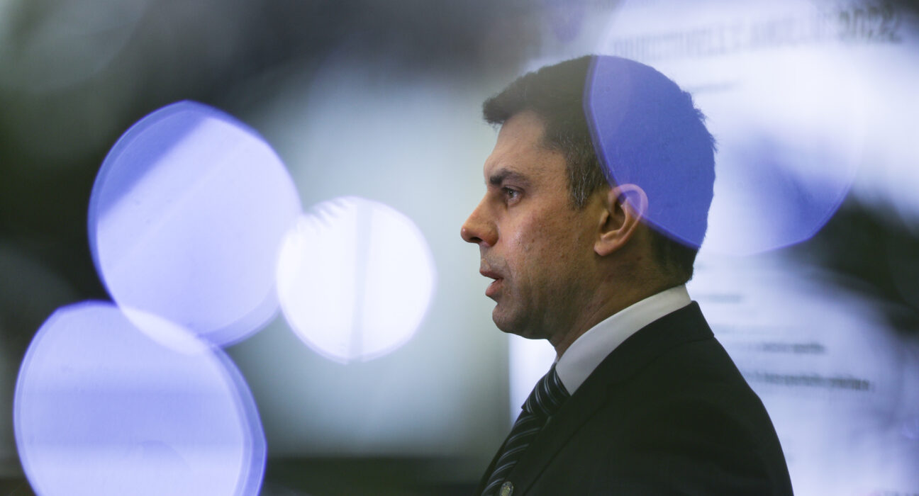 Un fost ministru al Sportului critică autoritățile din Cluj după ce au interzis steagul și imnul Rusiei la Cupa Mondială de Gimnastică Ritmică