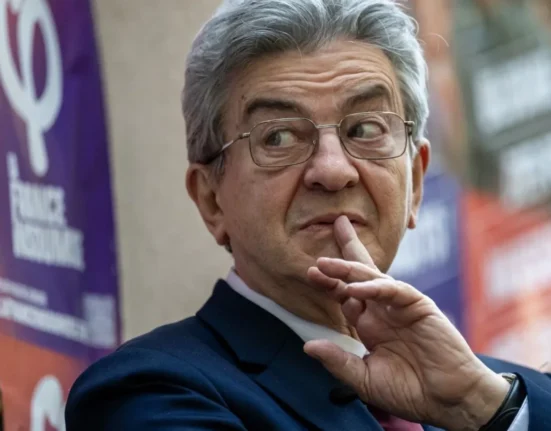VIDEO Epoca post-Macron se anunță una fierbinte: Franța ar putea să iasă din NATO / Propunere făcută de un candidat la alegerile prezidențiale