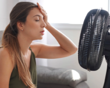 Greșeala care îți poate crește factura la curent pe timp de caniculă. Ce spun specialiștii despre folosirea ventilatorului și a aerului condiționat