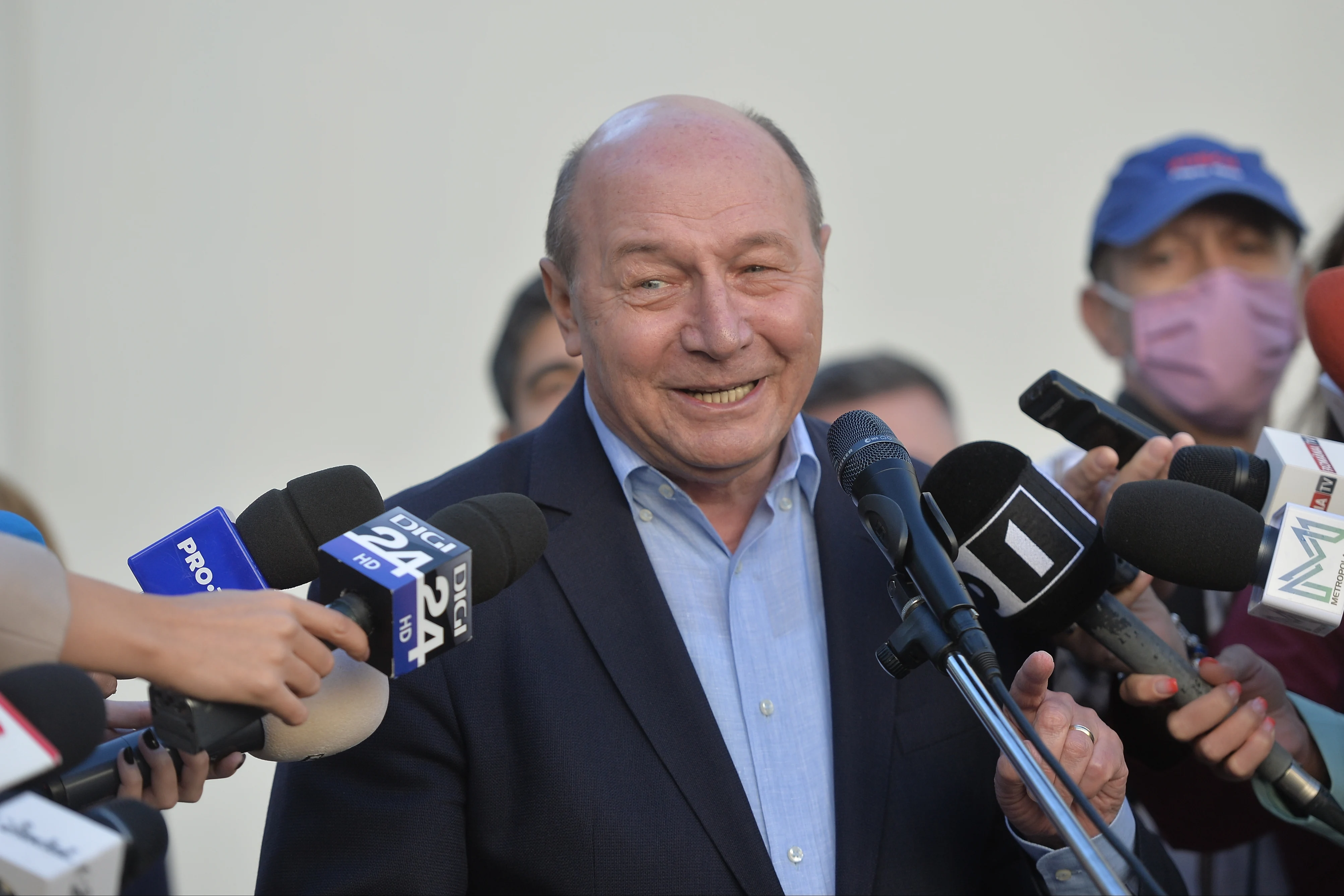 Traian Băsescu ironizează criza politică. FOTO Mediafax