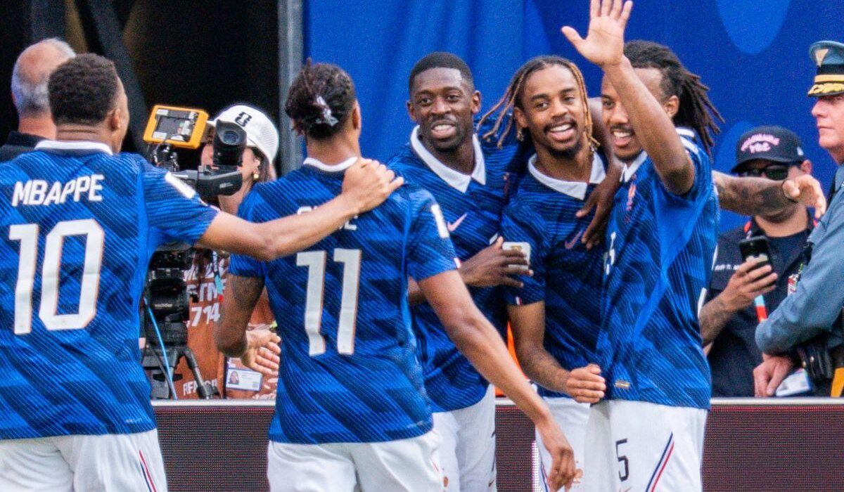 Franța, demonstrație de fotbal cu Suedia și calificare la pas în „optimile” Campionatului Mondial