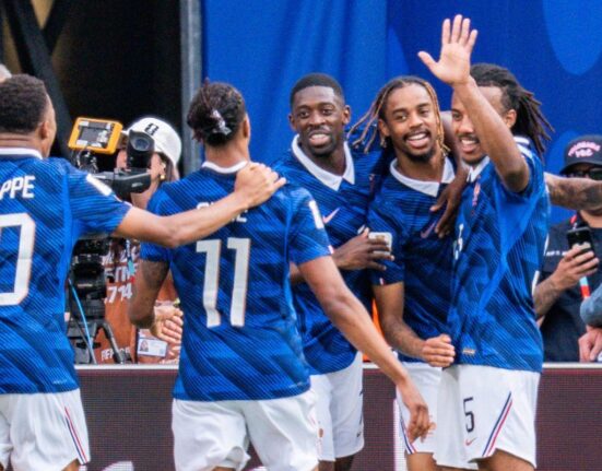 Franța, demonstrație de fotbal cu Suedia și calificare la pas în „optimile” Campionatului Mondial