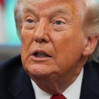 Fiii lui Donald Trump intră într-un proiect minier de tungsten în Kazahstan, pe fondul cursei globale pentru metale critice