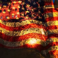 Castelul Bran, luminat în culorile drapelului american de Ziua Independenței SUA