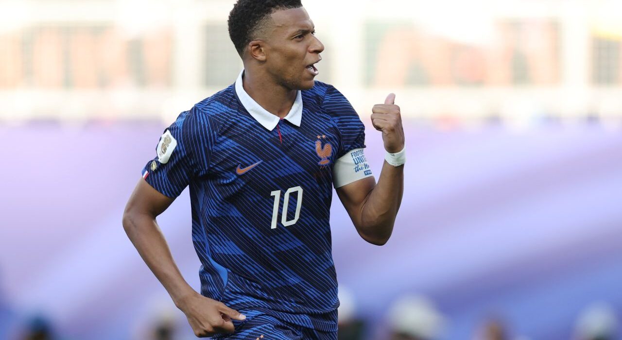 Paraguay -1. Salvați de VAR! Mbappe își duce echipa în sferturile Cupei Mondiale