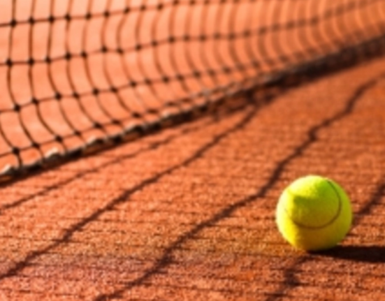 Tenismanul maghiar Zsombor Piros, al doilea favorit, îl va înfrunta pe americanul Keegan Smith, duminică, în finala turneului Ion Ţiriac Challenger