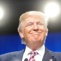Sfidare totală în fața furtunii puternice! Trump refuză să își amâne discursul istoric de la National Mall în ciuda avertizărilor meteo