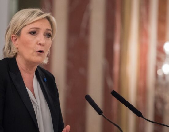 Sentință cu miză mare. Marine Le Pen așteaptă verdictul care decide viitorul ei în cursa prezidențială