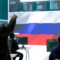 Lecție pentru România. Cum a devenit o țară cât 3 județe creierul NATO în apărarea cibernetică și digitalizare și spaima hackerilor ruși