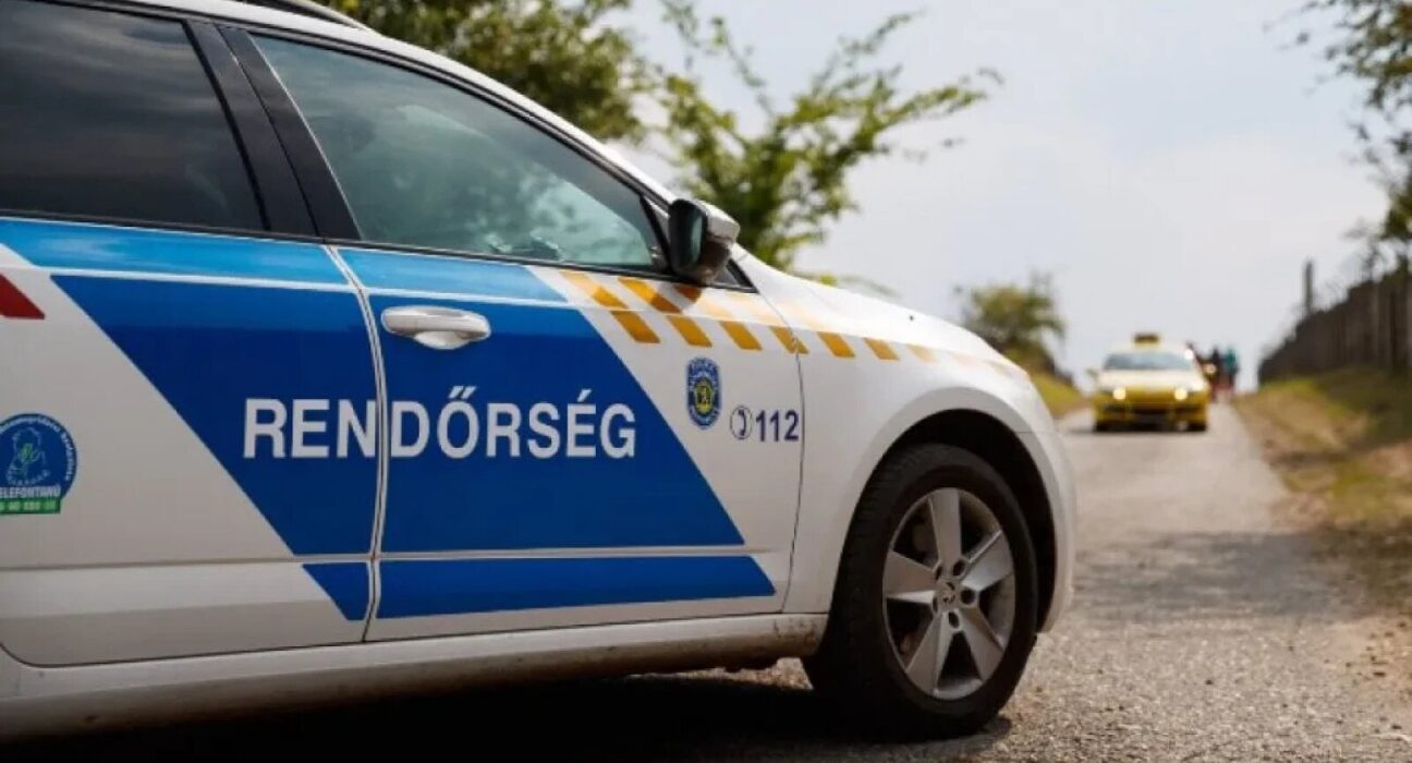 O româncă a cutreierat Ungaria pentru a ridica sacoșe cu bani și aur de la bătrâni. Victimele le agățau singure chiar la porțile caselor