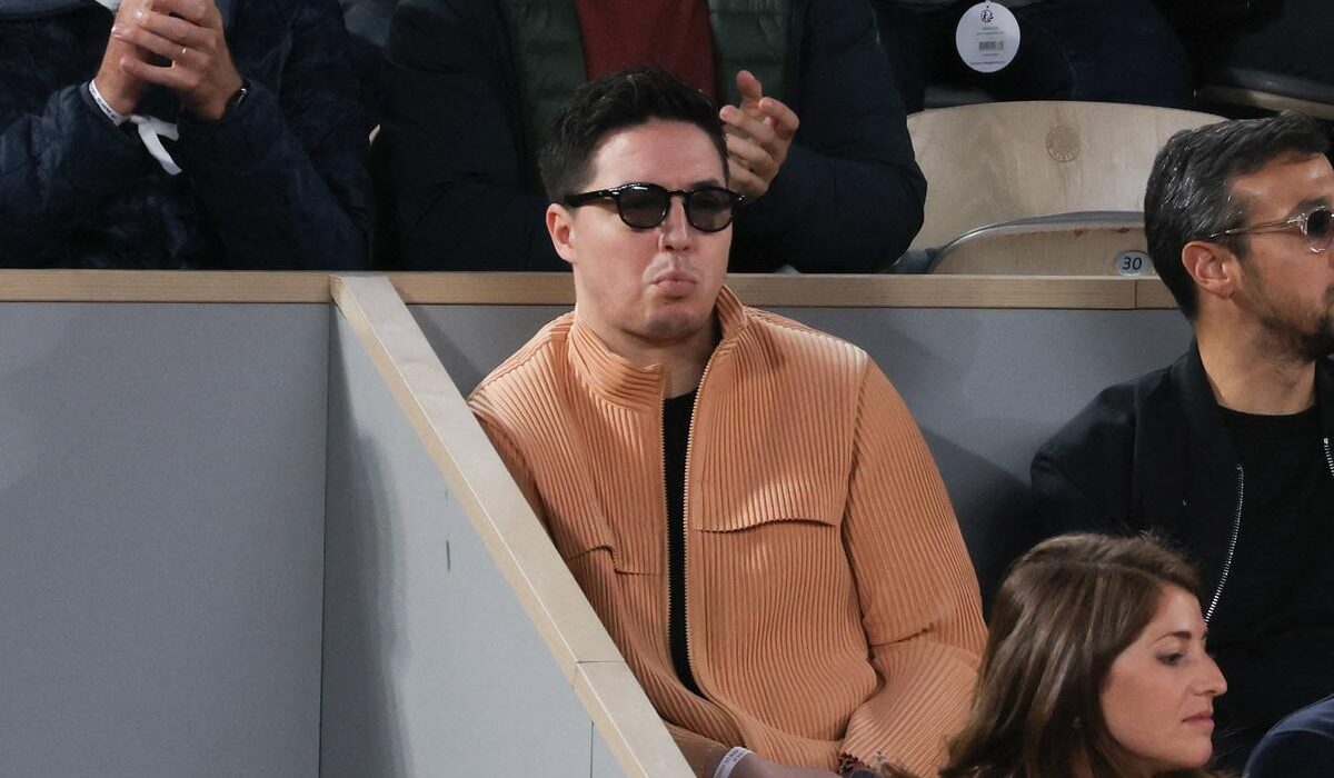 Fostul star al lui Arsenal și City, reținut sub suspiciunea de spălare de bani