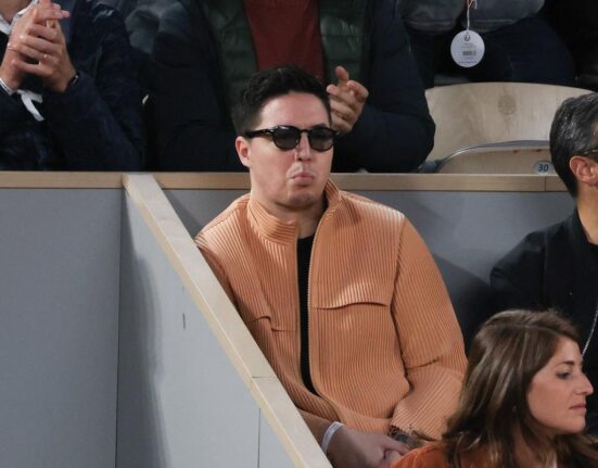Fostul star al lui Arsenal și City, reținut sub suspiciunea de spălare de bani
