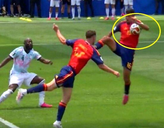 Selecționerul Belgiei acuză arbitrajul lui Michael Oliver: „Am avut penalty în minutul 60”