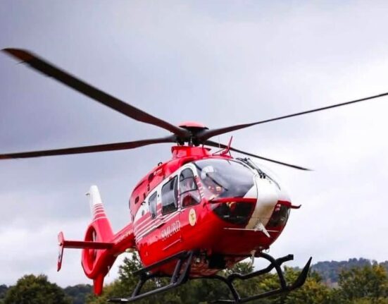 Patru alpiniști au căzut în gol aproximativ 10 metri, în Bușteni. Echipele de salvare intervin în zona Valea Albișoarei