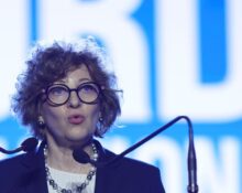 Miza din spatele înscrierii Oanei Gheorghiu în PNL: „Alături de domnul Bolojan”