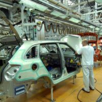 Piața neagră a luxului. Cum vinde Rusia SUV-uri BMW contrafăcute la preț premium