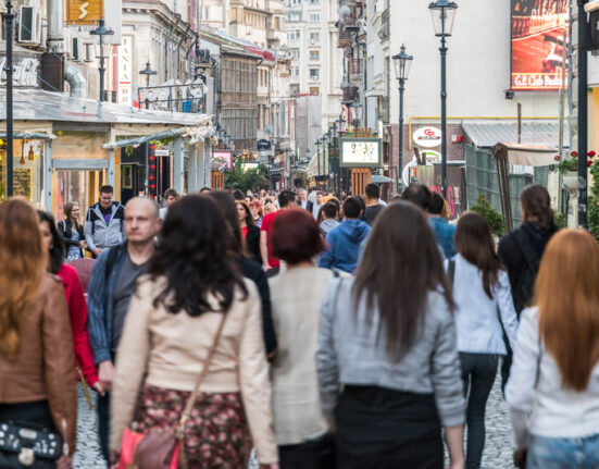 Avem o scădere a populației de 100.000 de locuitori pe an. Cel mai important demograf al țării: „Nu văd soluții”