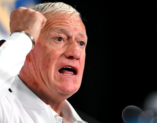 Didier Deschamps face cu ou și cu oțet arbitrajul după înfrângerea cu Spania: „Are nivelul pentru o semifinală de Mondial?”