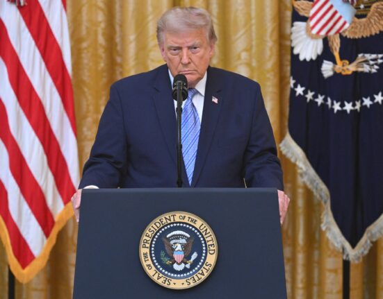 Donald Trump spune că există „vulnerabilități șocante” în sistemul electoral al SUA. De ce acuză China