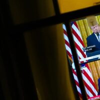 VIDEO Donald Trump, în război cu marile televiziuni din SUA: Au refuzat să-i transmită discursul, iar președintele solicită să-și piardă licența de transmisie