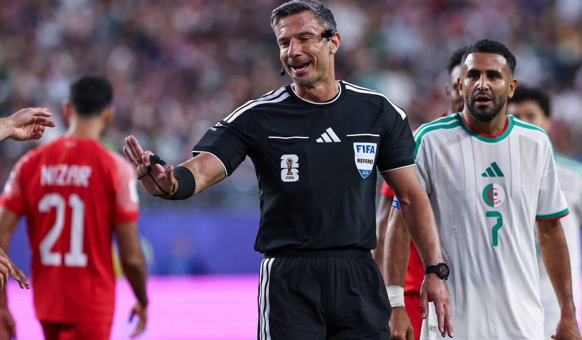 FIFA a decis arbitrul finalei! Spania e neînvinsă cu el la centru