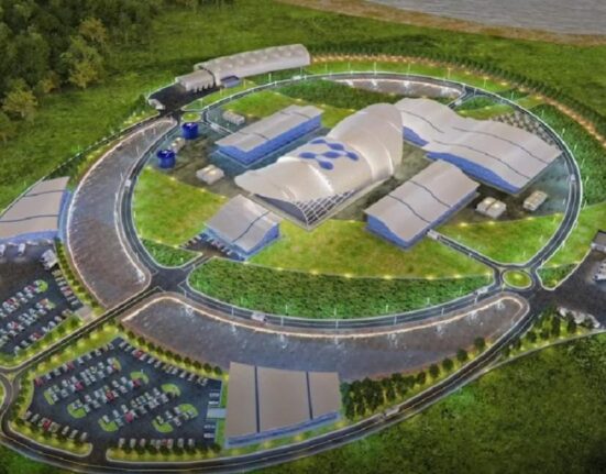 Ping-pong cu minireactoarele nucleare de la Doicești: Premierul demis Ilie Bolojan vrea să trântească cu orice chip proiectul Reactoarelor Modulare Mici