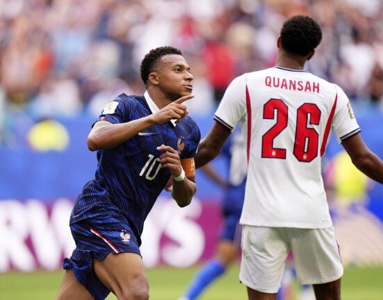 Noul marcator #1 al Mondialului, Mbappe nu deschide încă șampania: „Messi înscrie în finală, asta e sigur”