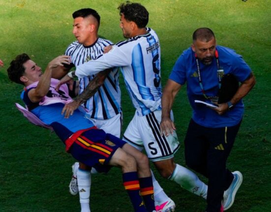 Bătaie după finala Cupei Mondiale, Spania -0! Scene ireale