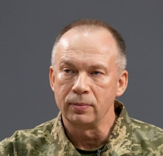 Oleksandr Sîrski, generalul care i-a pus pe fugă pe ruși la Harkov, bilanț după demitere: „Predau succesorului meu o armată aflată în ofensivă”