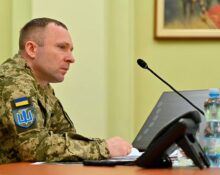 Cine este Mihailo Drapatîi, generalul care tocmai a preluat conducerea armatei ucrainene. Episodul cu tancul „zburător” din Mariupol și o demisie asumată