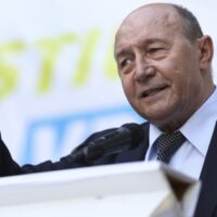 Băsescu: „Trebuie negociat cu ucrainenii să nu se mai joace cu dronele”. Fostul președinte critică achizițiile Armatei