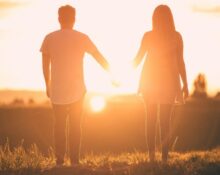 Ce este „Love bombing": Te-a numit „sufletul pereche" după trei întâlniri? Semnal de alarmă